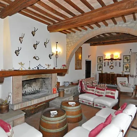 Vila Cecilia Trevinano